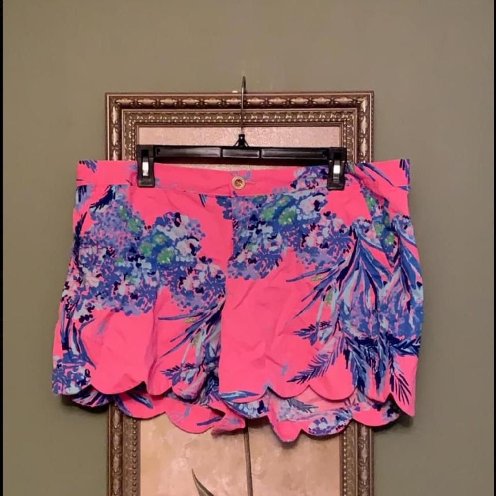 Lily Pulitzer size 16 shorts
